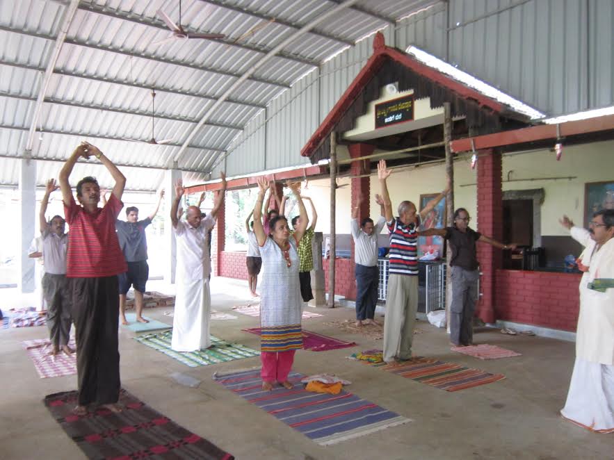 Tonse valaya Brahman Samiti celebrates Yoga Day